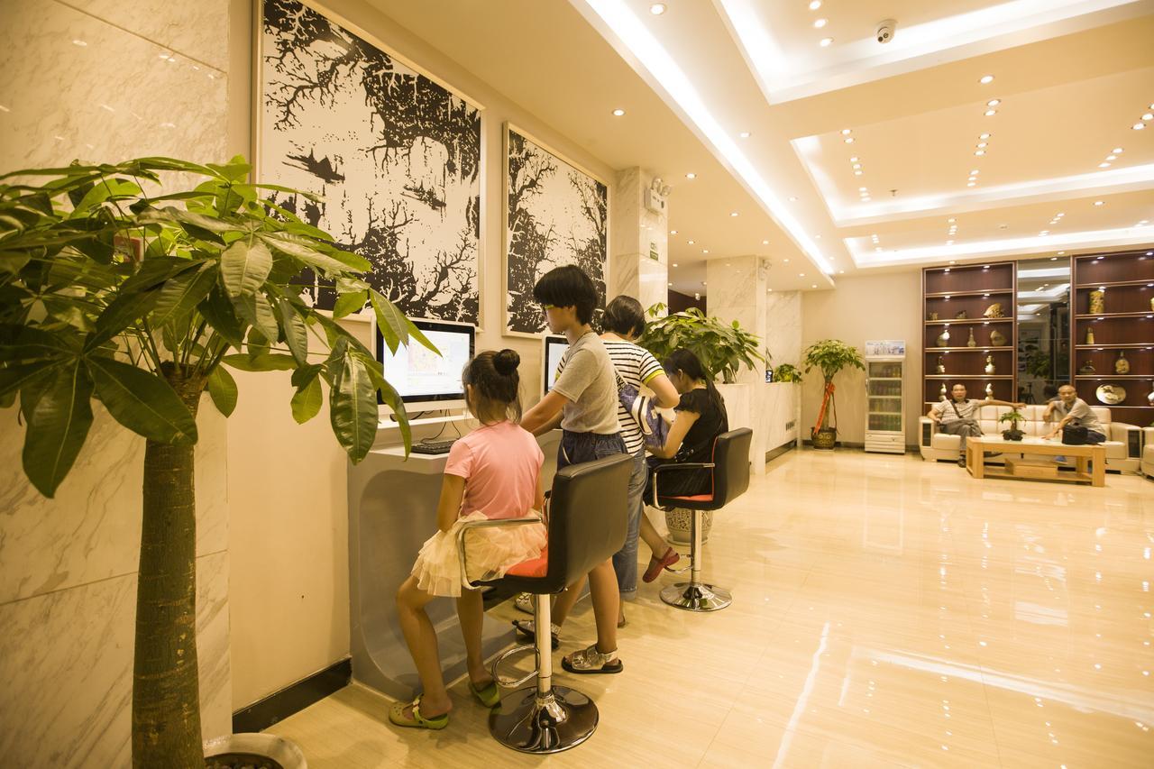 Jtour Inn Guilin Railway Station Exterior photo